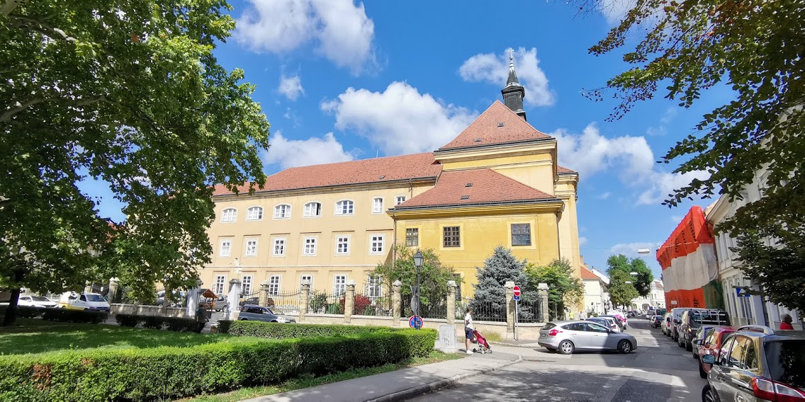 Évszakok – kiállítás az Országos Papi Otthonban március 21-én